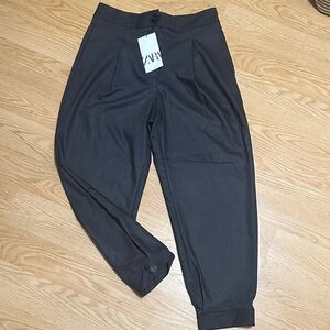 Zara Charcoal Pleated Barrel Pants NWT Small